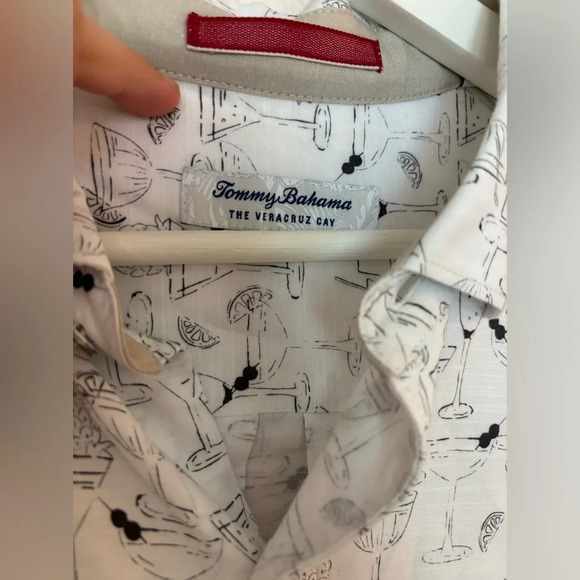 Tommy Bahama Mojito Bay Sippin' Soiree Short-Sleeve Shirt- Large - Picture 3 of 5